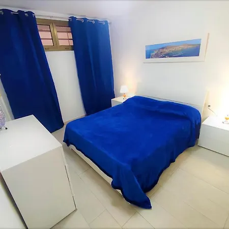 Διαμέρισμα Valdes Center Los Cristianos *